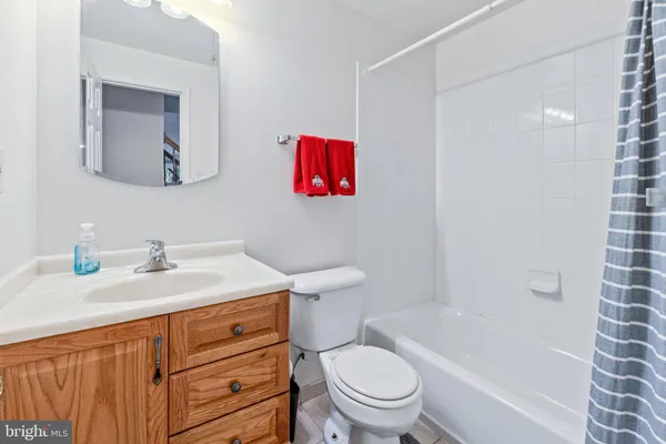 $589,000 | 17900 Shotley Bridge Place, Olney, MD 20832