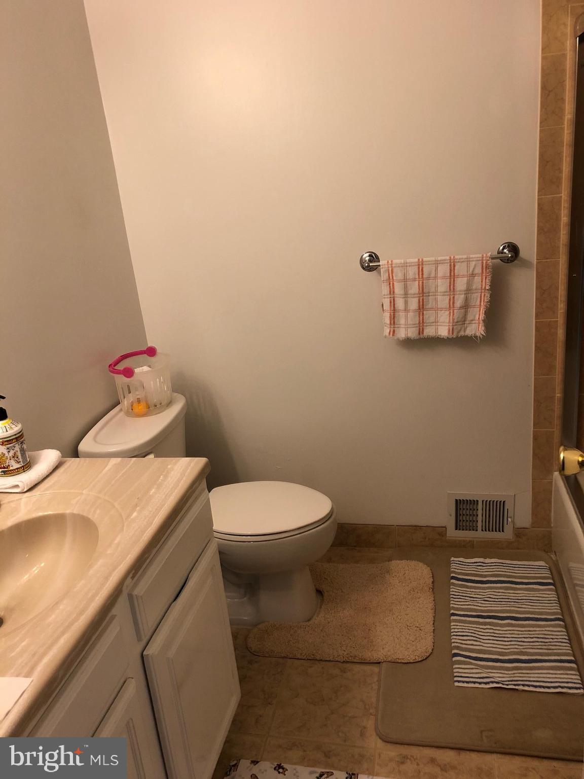 4212 Bel Pre Road Rockville, MD 20853 - Photo 5 of 13 Gallery Image 5
