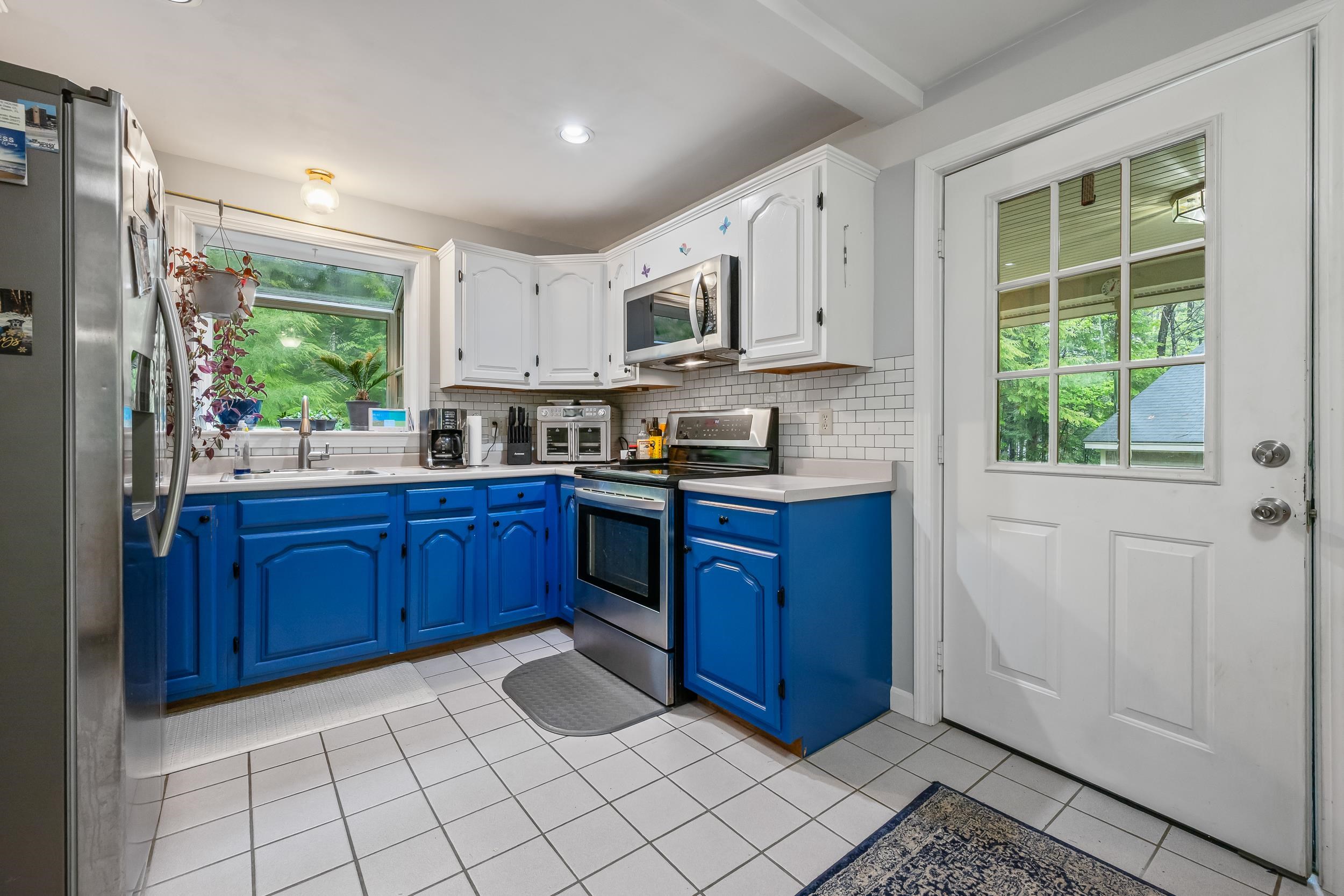 100 Colonial Circle Harrison, ME 04040 - Photo 6 of 28