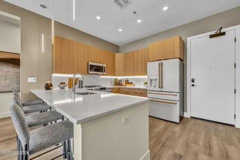 $2,725 | 126 Winter Street, Unit 511, Reno, NV 89503
