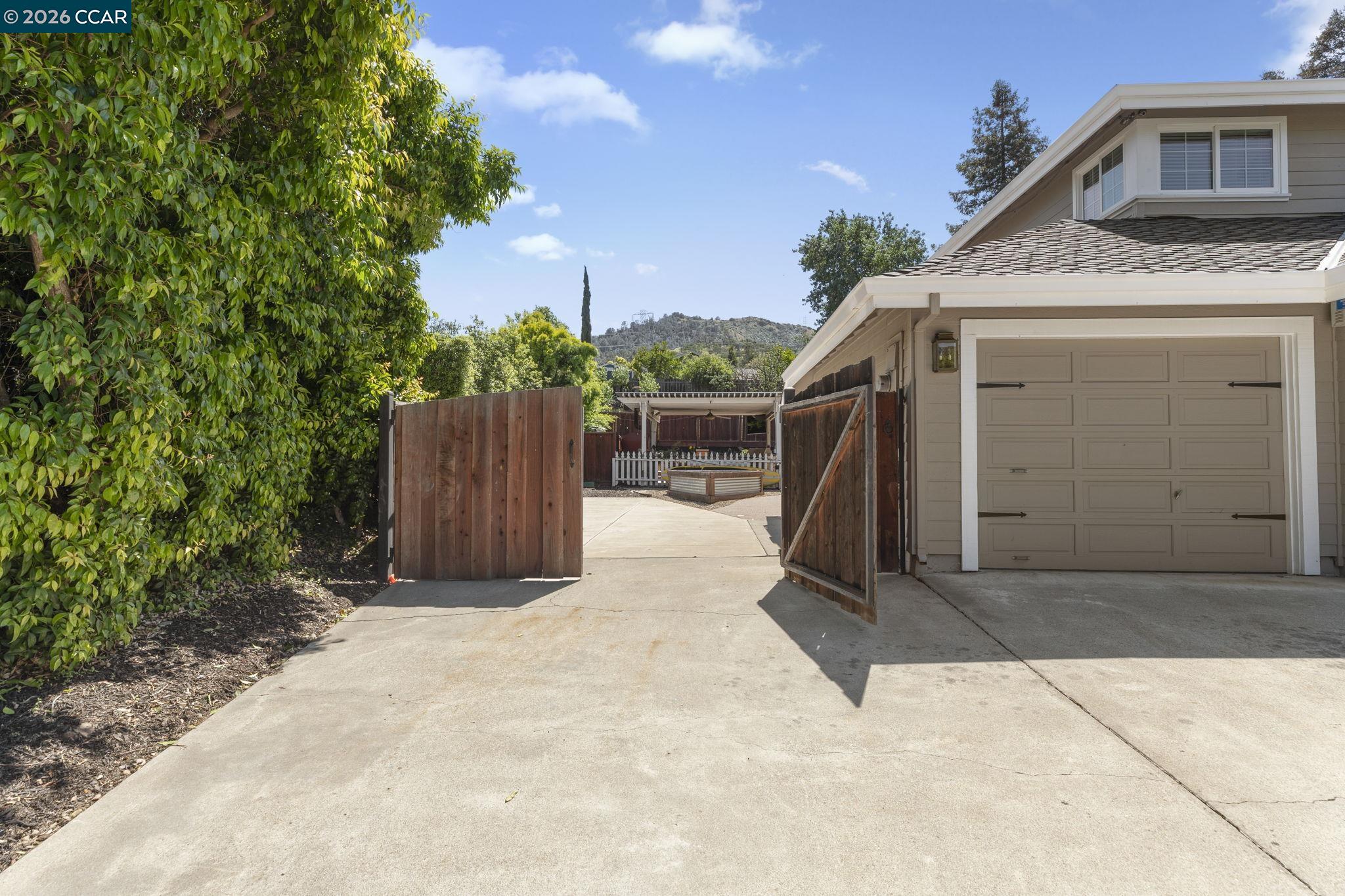 1267 Quiet Circle Concord, CA 94521 - Photo 66 of 72