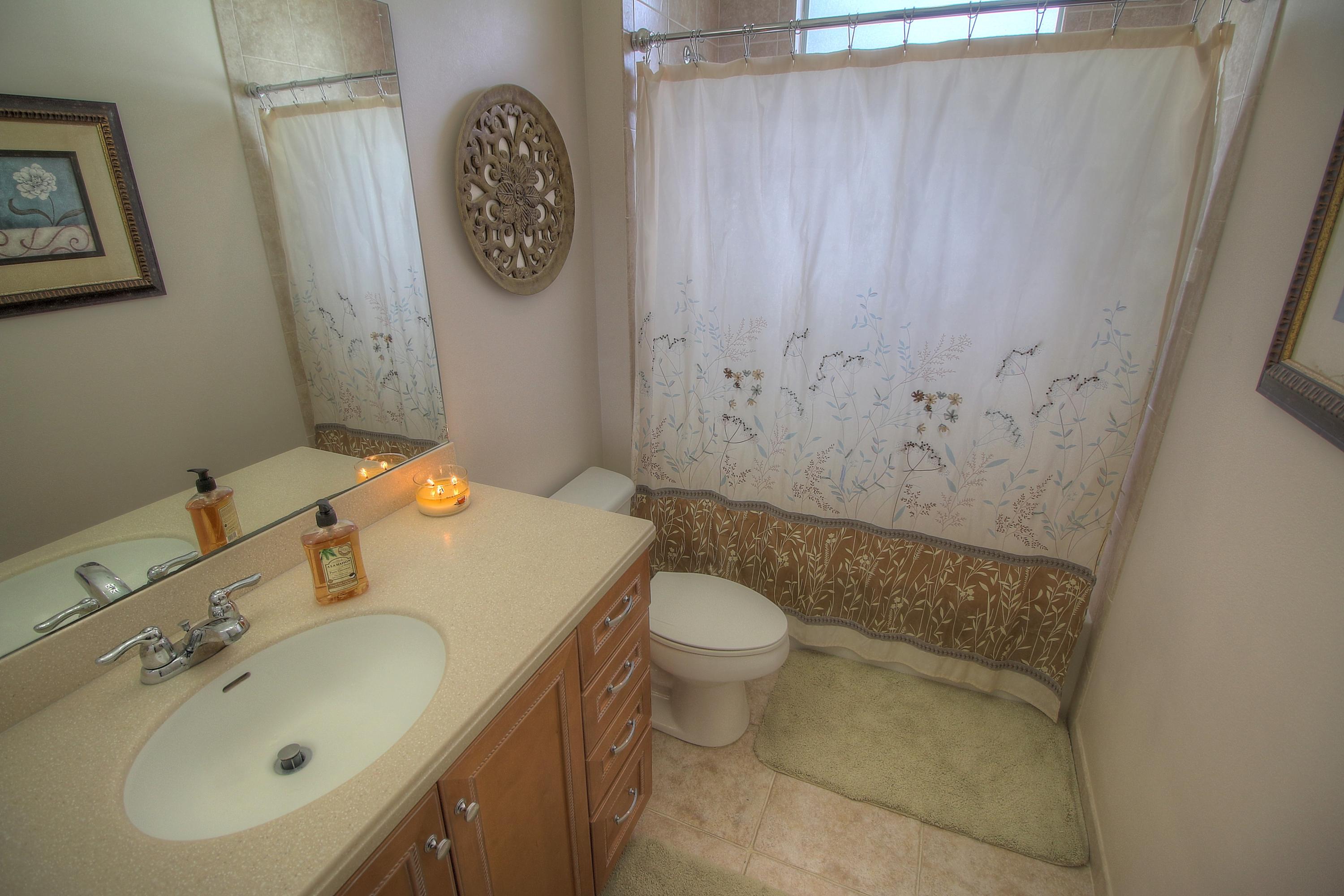 9461 Sandy Run Road Jupiter, FL 33478 - Photo 28 of 47 Bathroom 1a MLS