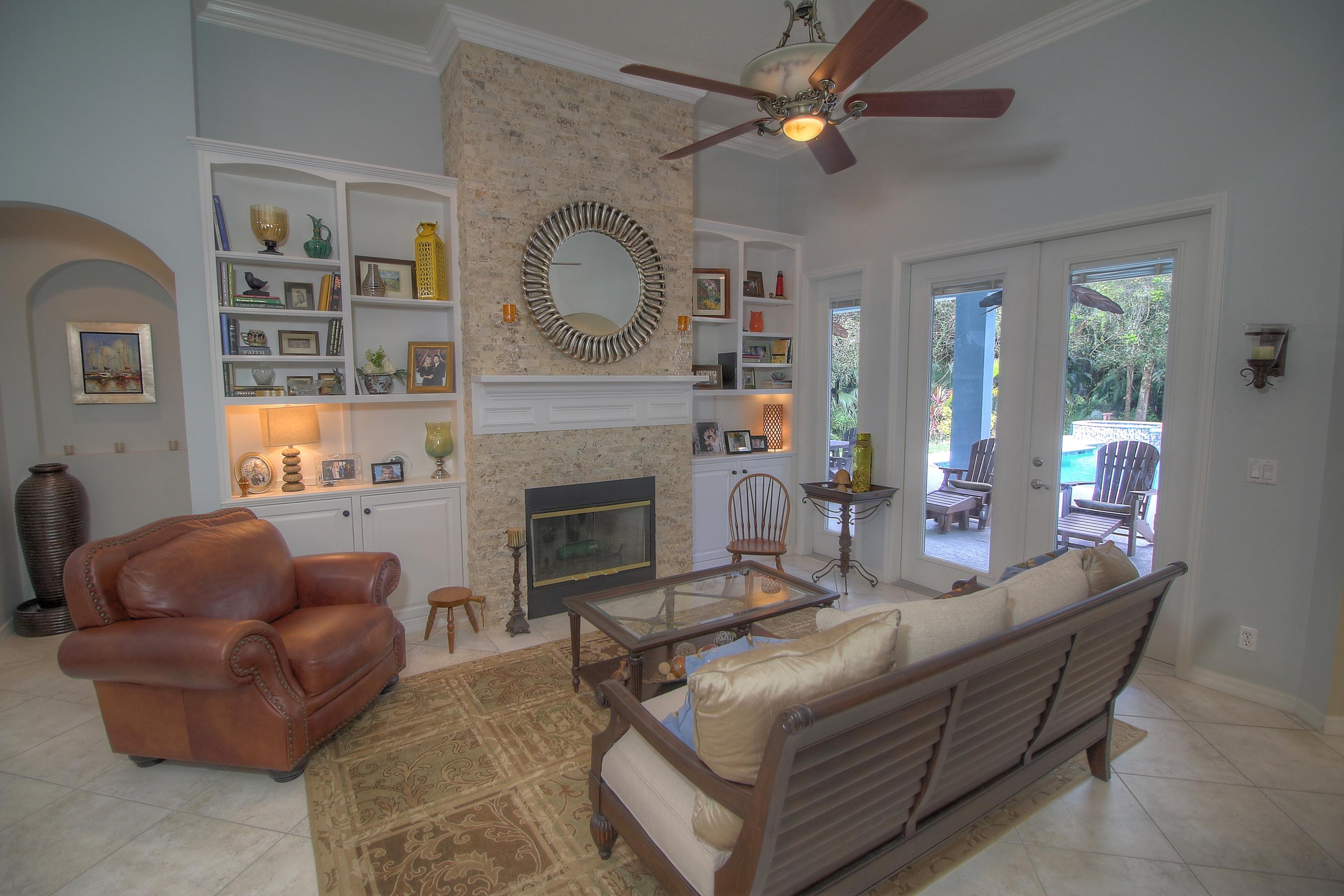 9461 Sandy Run Road Jupiter, FL 33478 - Photo 4 of 47 Living Room Area MLS