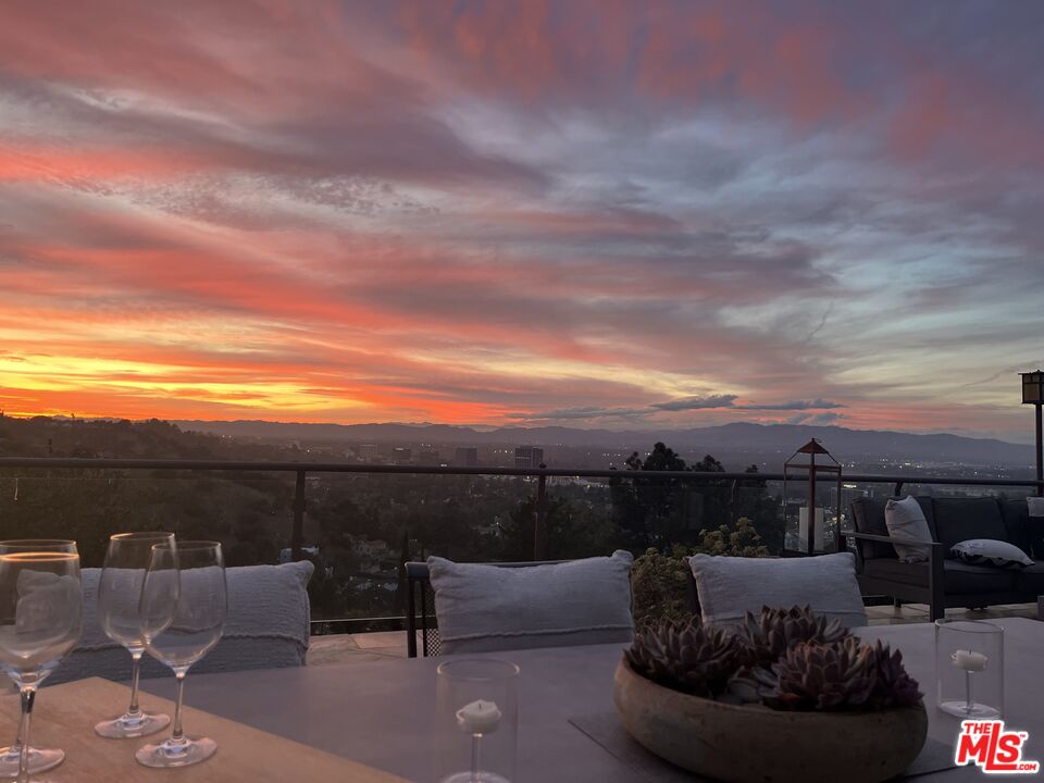 4039 Cody Road Sherman Oaks, CA 91403 - Photo 51 of 52