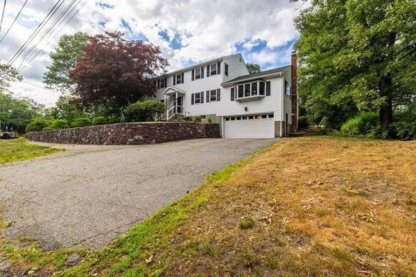 $959,000 | 148 South Street, Reading, MA 01867