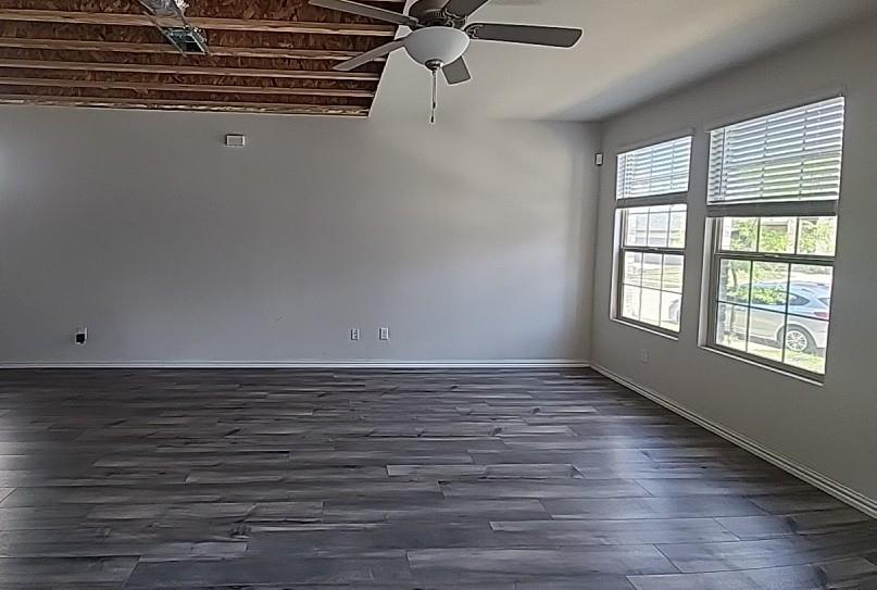 2713 Acadia Drive Corinth, TX 76210 - Photo 4 of 16