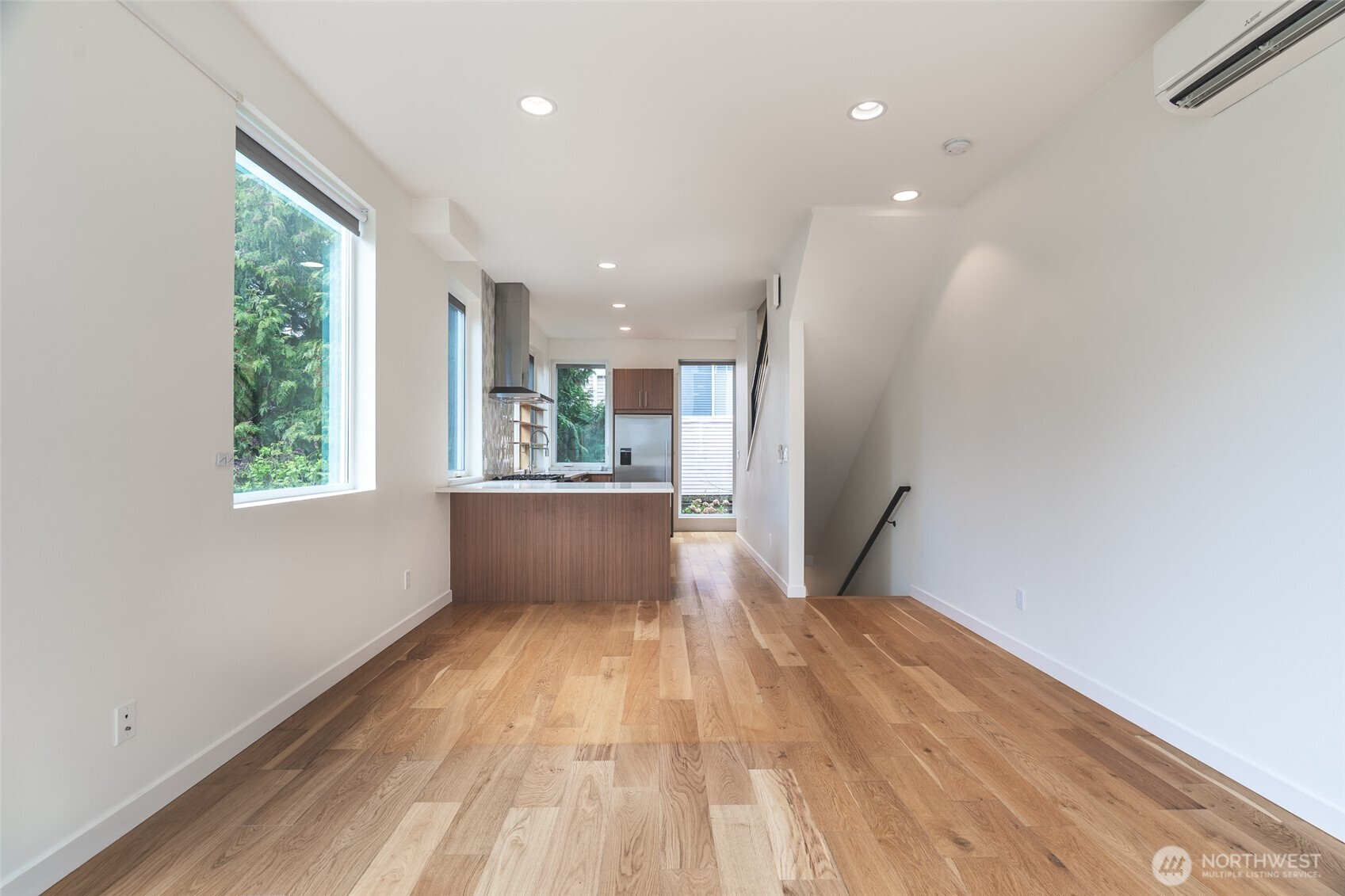 612 North 45th Street, Unit C Seattle, WA 98103 - Photo 13 of 40