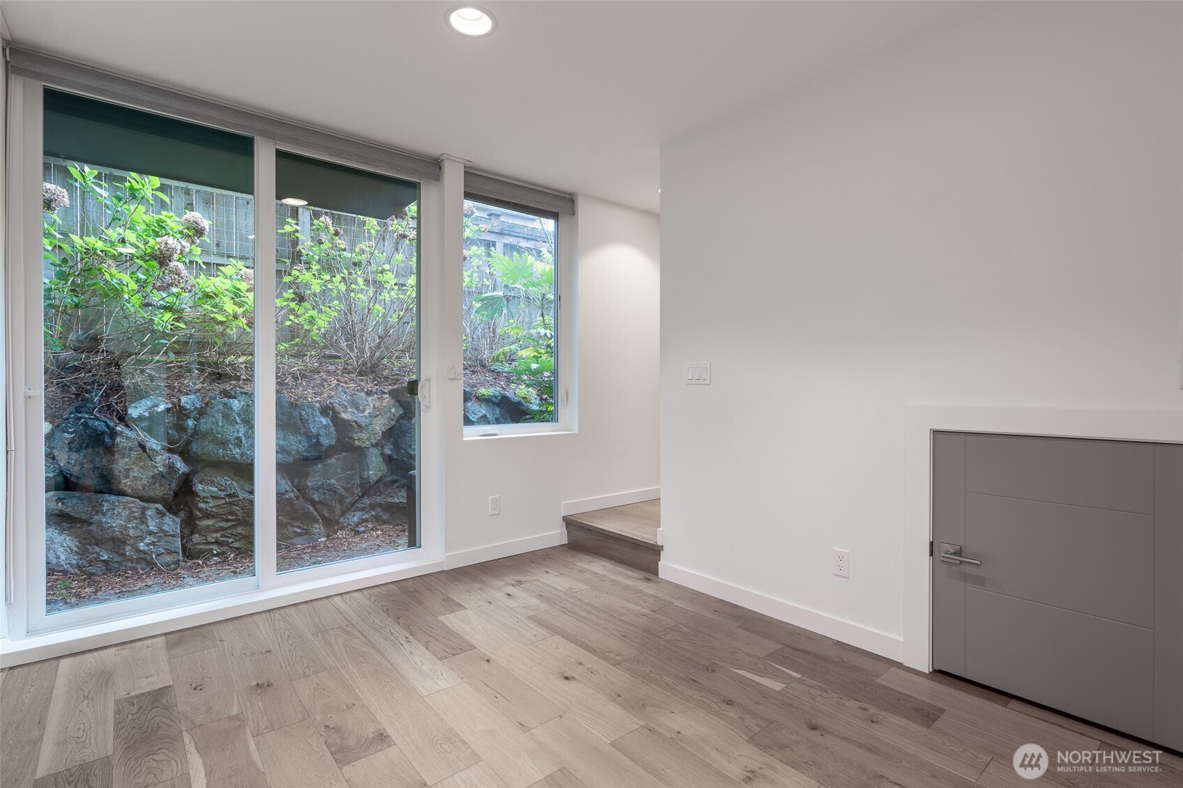 612 North 45th Street, Unit C Seattle, WA 98103 - Photo 4 of 40