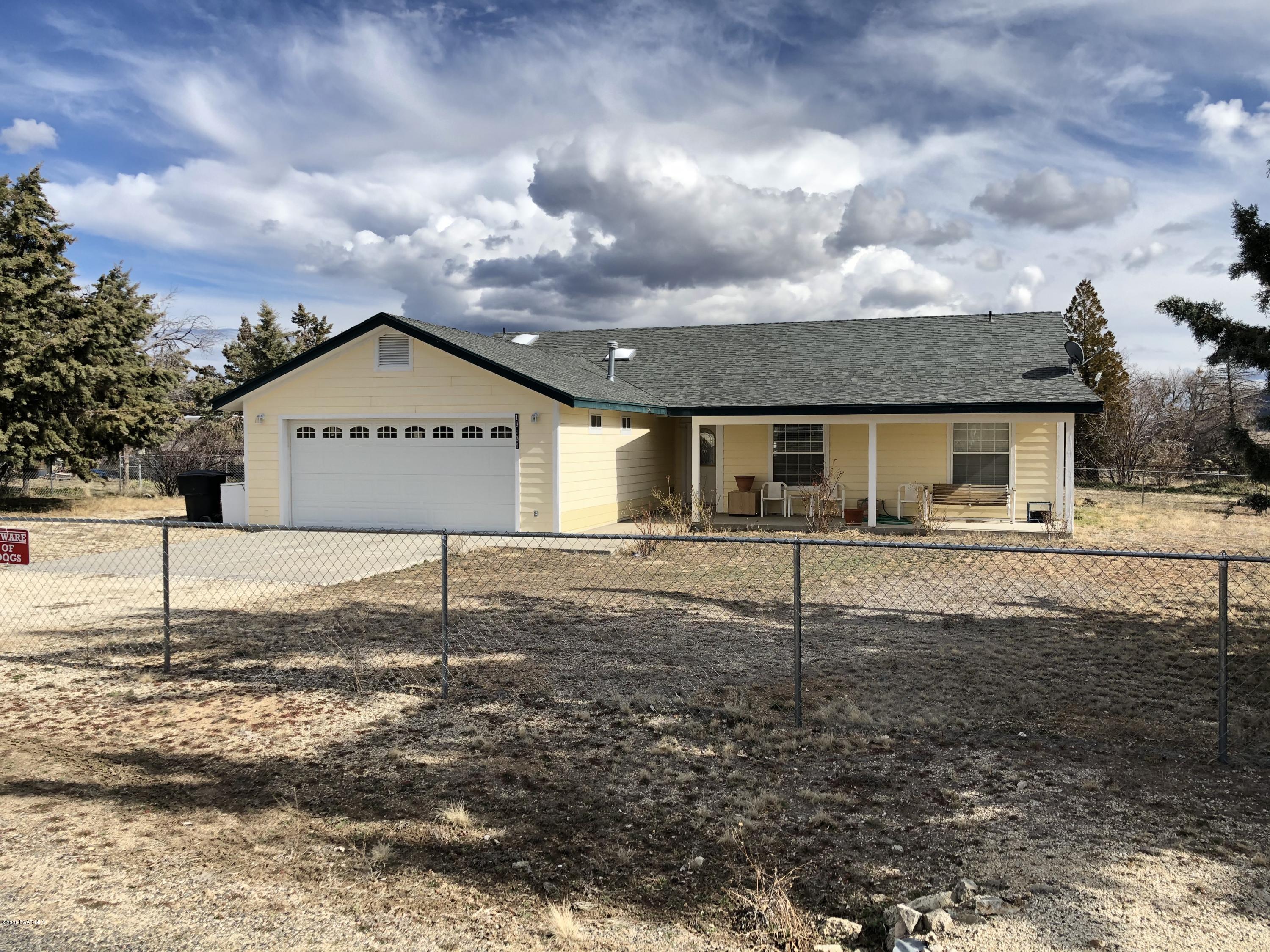 18531 Anna Smith Road Peeples Valley, AZ 86332 - Photo 1 of 31 Front 2