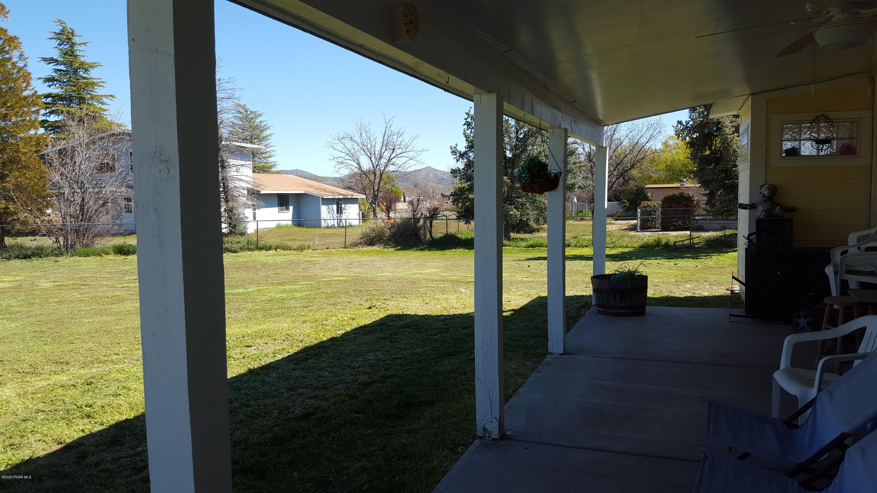 18531 Anna Smith Road Peeples Valley, AZ 86332 - Photo 8 of 31 Patio view