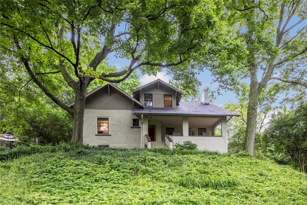 14 Terrace Road Rosslyn Farms, PA 15106 - Photo 1 of 20 Lovely home with warmth & charm...
