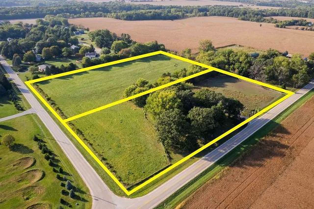 $550,000 | 27169 Brickville Road, Sycamore, IL 60178
