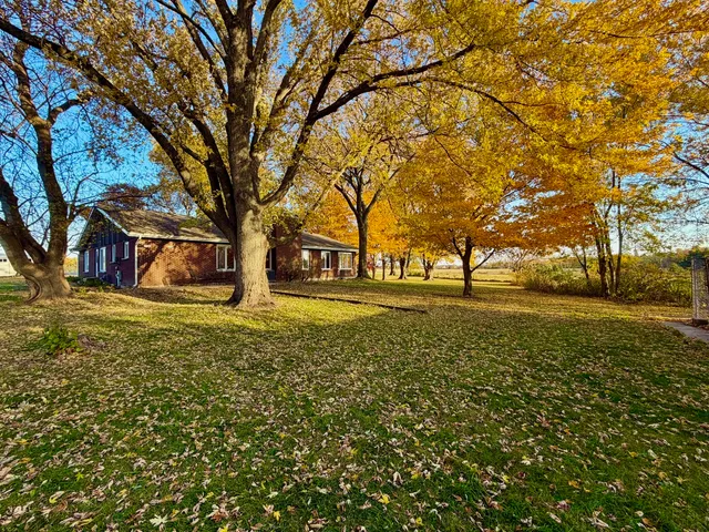 $550,000 | 27169 Brickville Road, Sycamore, IL 60178