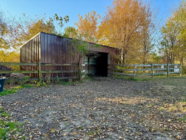 $550,000 | 27169 Brickville Road, Sycamore, IL 60178