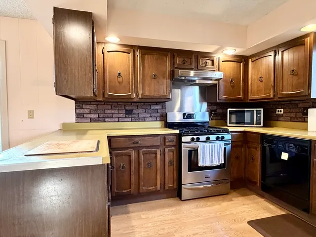 $550,000 | 27169 Brickville Road, Sycamore, IL 60178