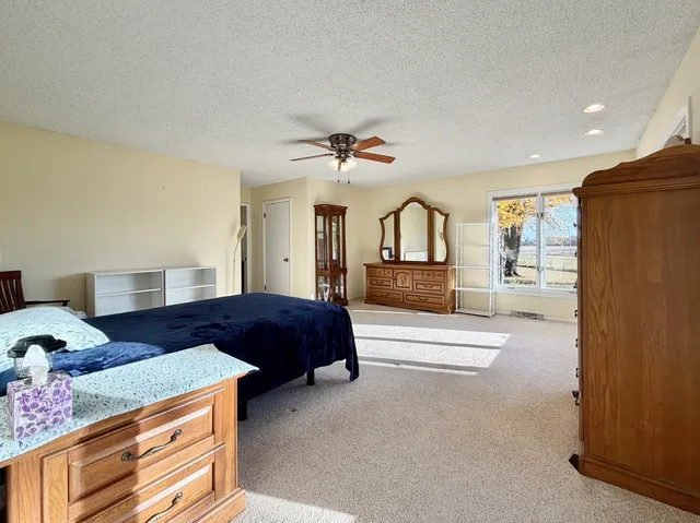 $550,000 | 27169 Brickville Road, Sycamore, IL 60178