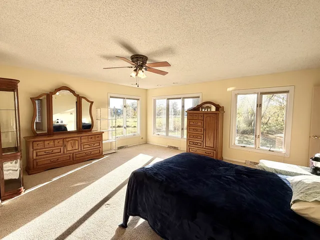 $550,000 | 27169 Brickville Road, Sycamore, IL 60178