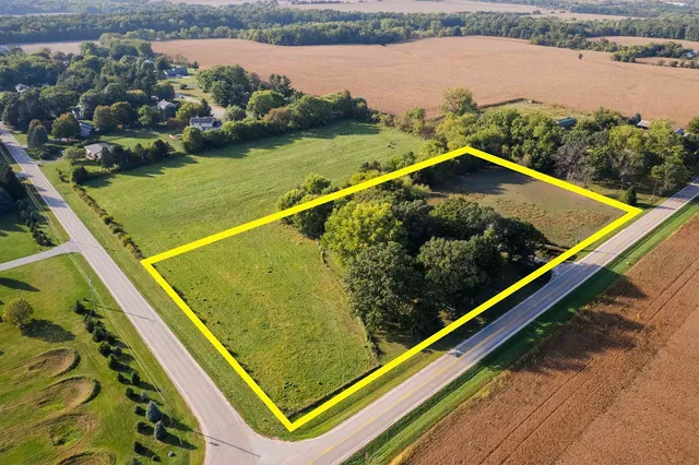 $550,000 | 27169 Brickville Road, Sycamore, IL 60178