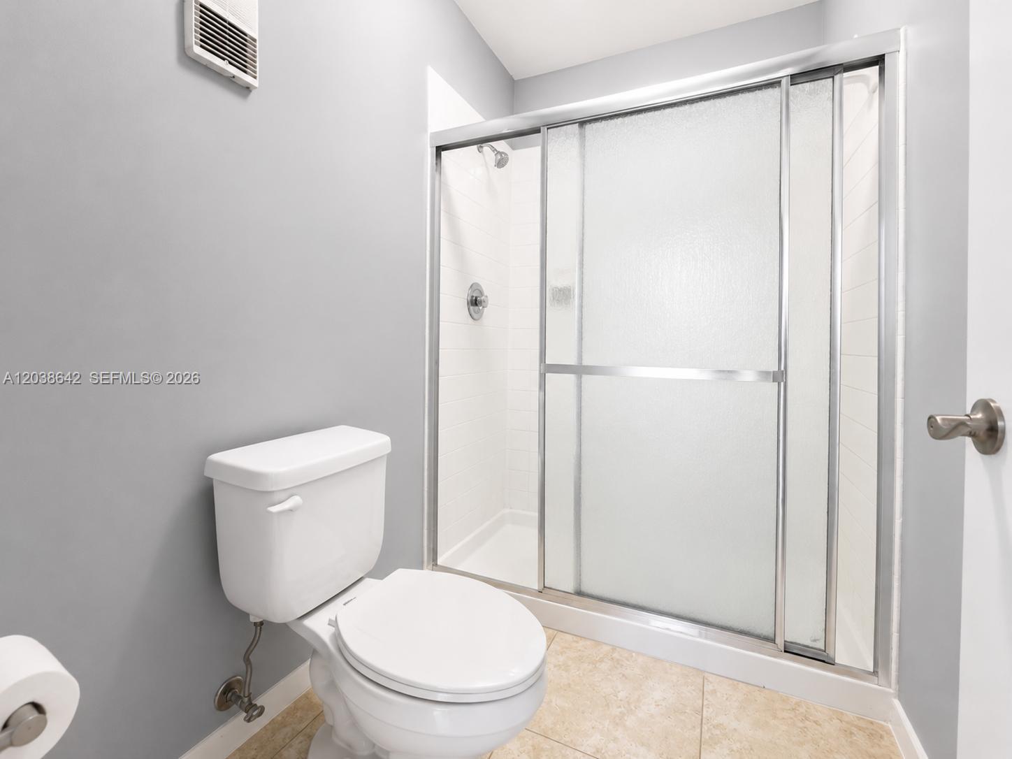 5476 Gate Lake Road, Unit 5476 Tamarac, FL 33319 - Photo 14 of 32