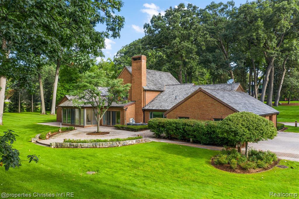1895 Rathmor Road Bloomfield Hills, MI 48304 - Photo 15 of 58