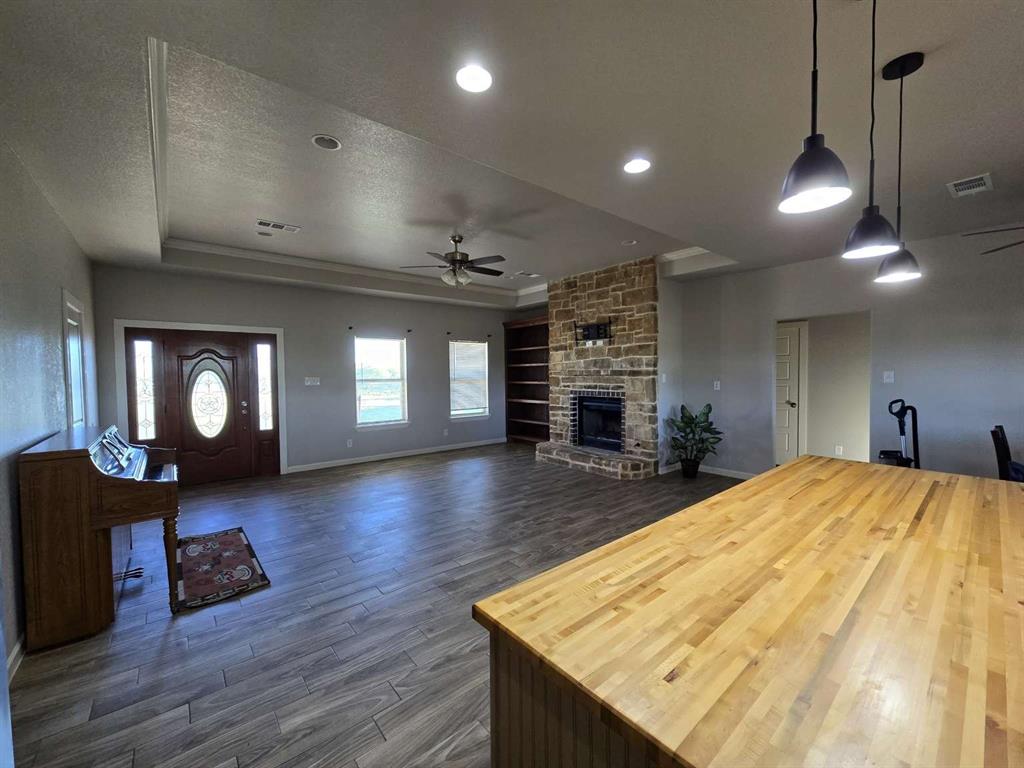 3250 Springfield Road Springtown, TX 76082 - Photo 10 of 19