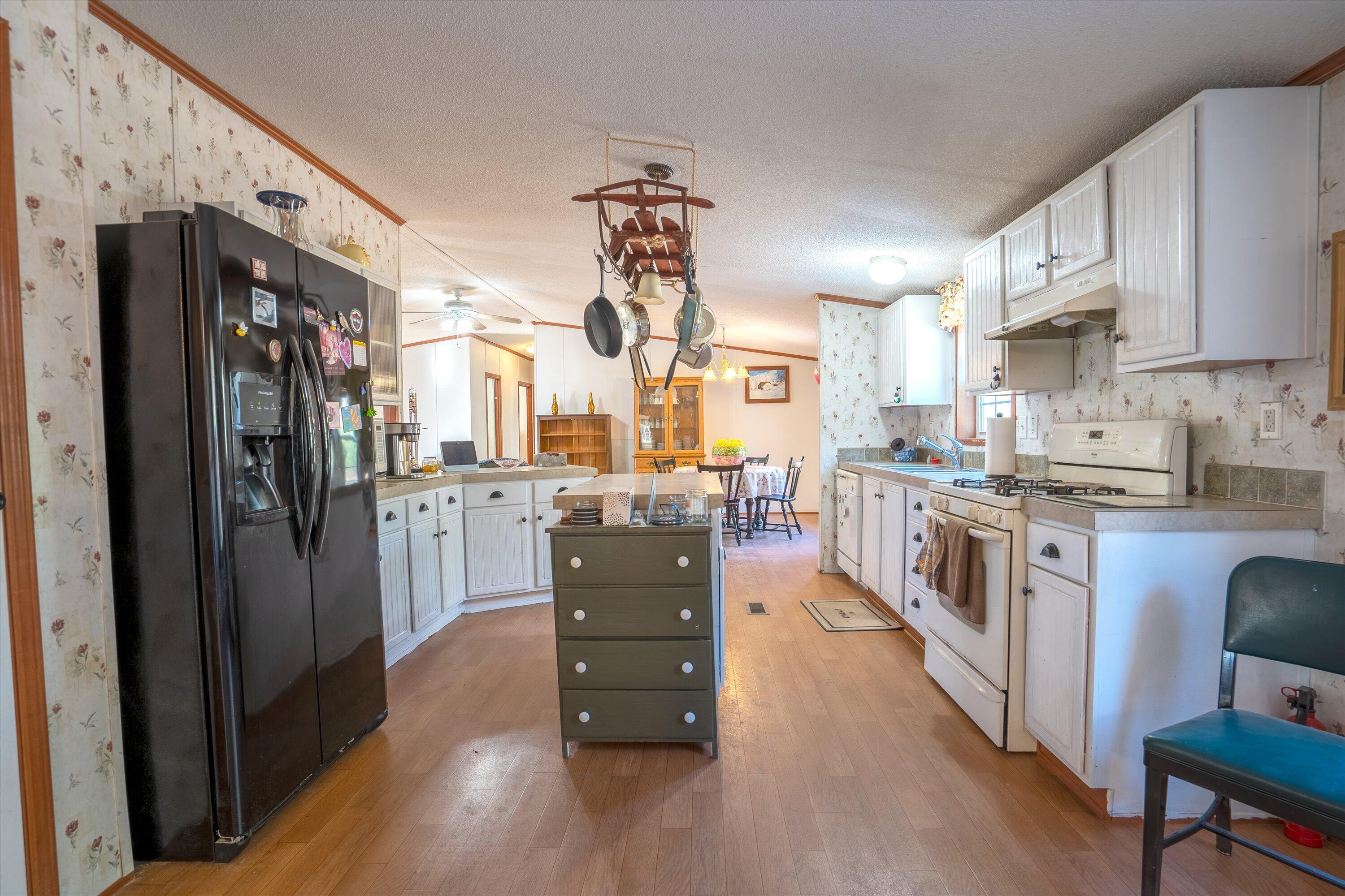 132 Cambell Shore Road Gray, ME 04039 - Photo 18 of 35 18-DSC01000-HDR