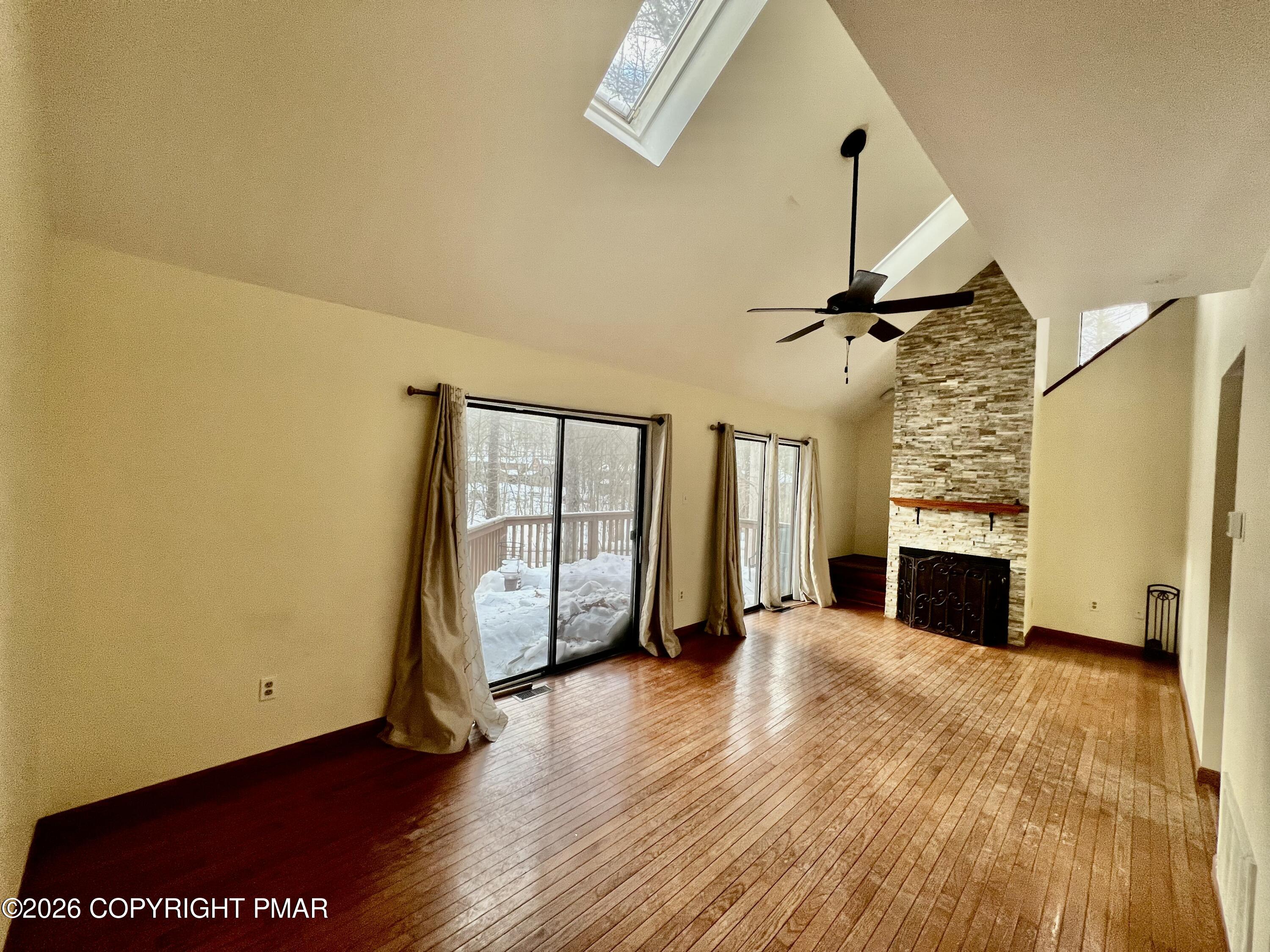 518 Wales Court Bushkill, PA 18324 - Photo 3 of 15 Living Room empty