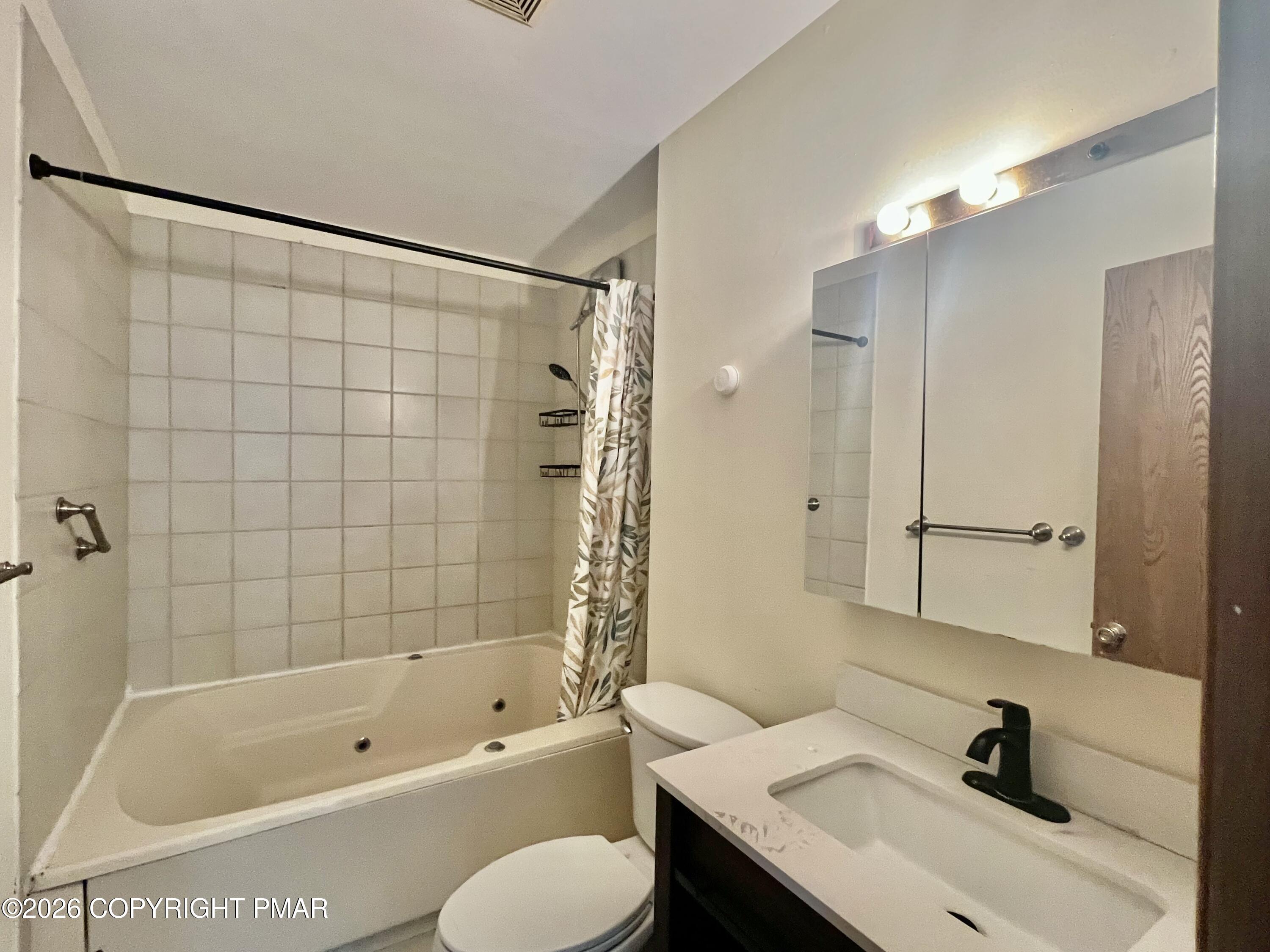 518 Wales Court Bushkill, PA 18324 - Photo 9 of 15 Full Bath 2nd floor