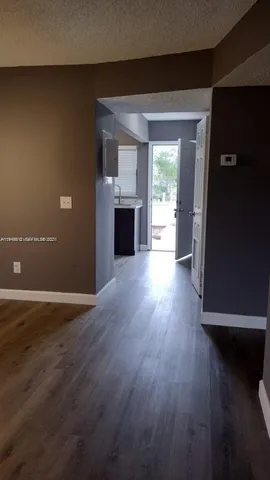 $1,500 | 617 Ixoria Avenue, Unit 12, Fort Pierce, FL 34982