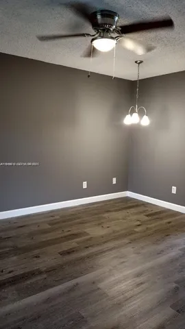 $1,500 | 617 Ixoria Avenue, Unit 12, Fort Pierce, FL 34982