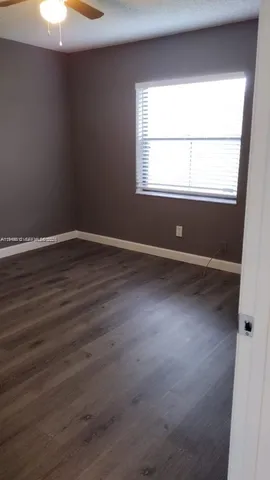 $1,500 | 617 Ixoria Avenue, Unit 12, Fort Pierce, FL 34982