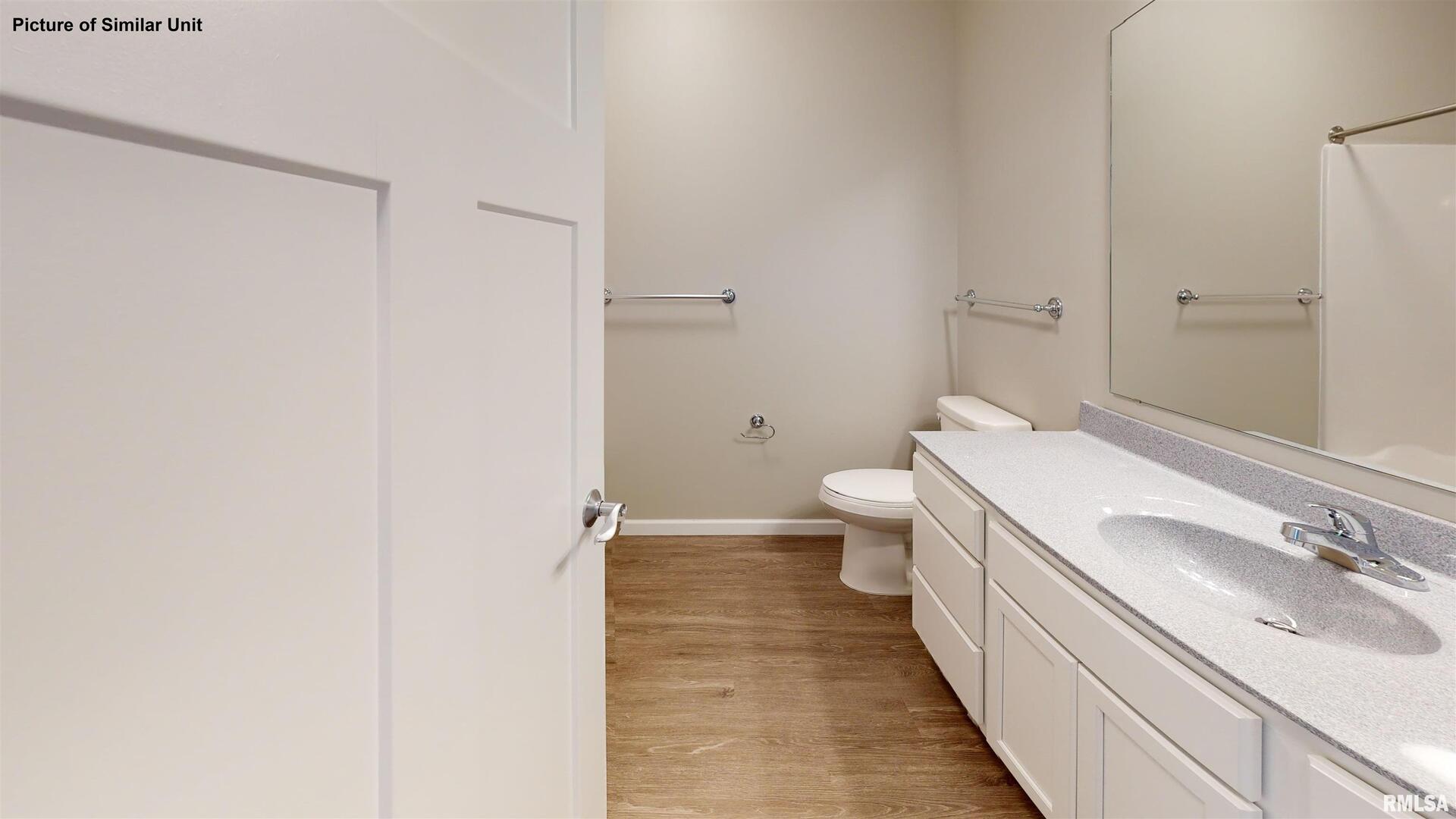 2592 Middle Road, Unit 206 Bettendorf, IA 52722 - Photo 13 of 21