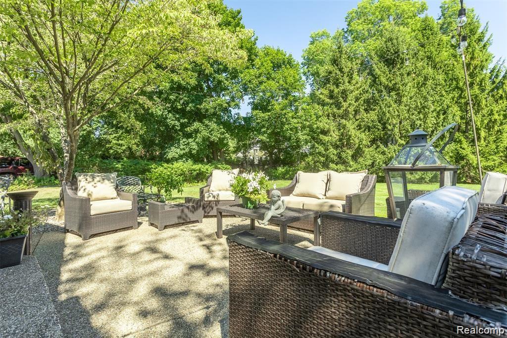 566 Lahser Road Bloomfield Hills, MI 48301 - Photo 19 of 29 Lahser-24.jpg
