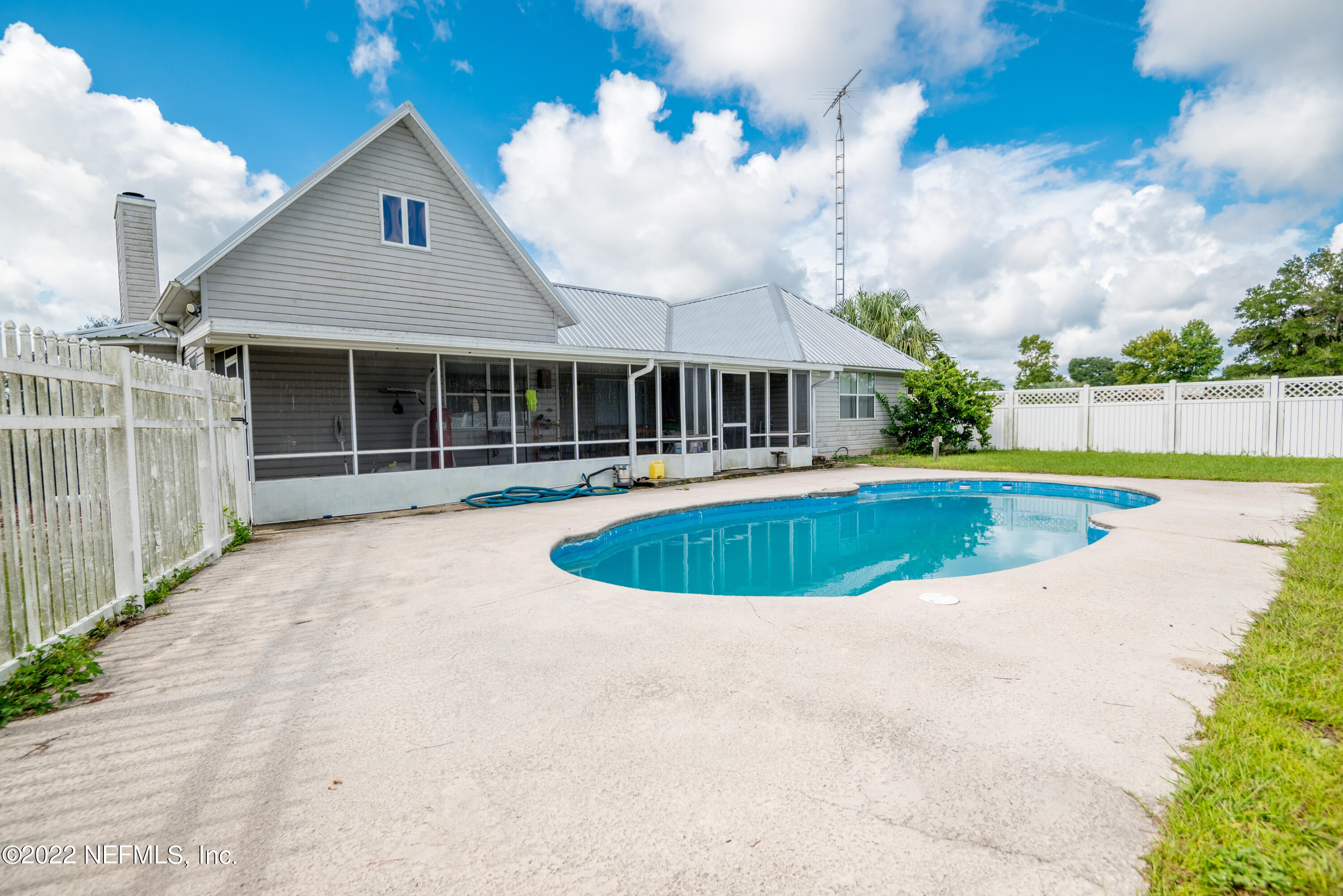 122 Queens Country Road Interlachen, FL 32148 - Photo 18 of 109 122 Queens Country Road-18