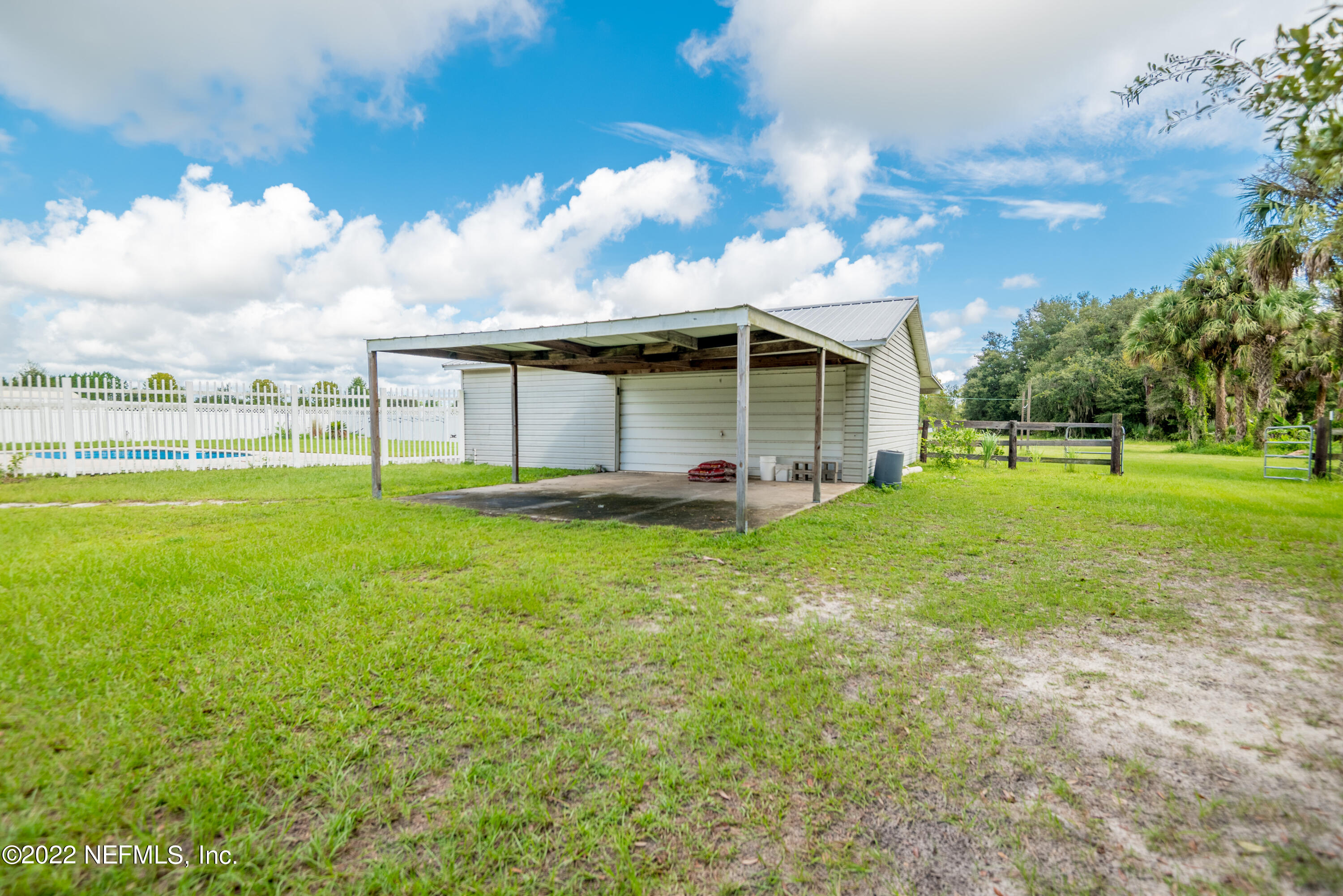 122 Queens Country Road Interlachen, FL 32148 - Photo 32 of 109 122 Queens Country Road-34