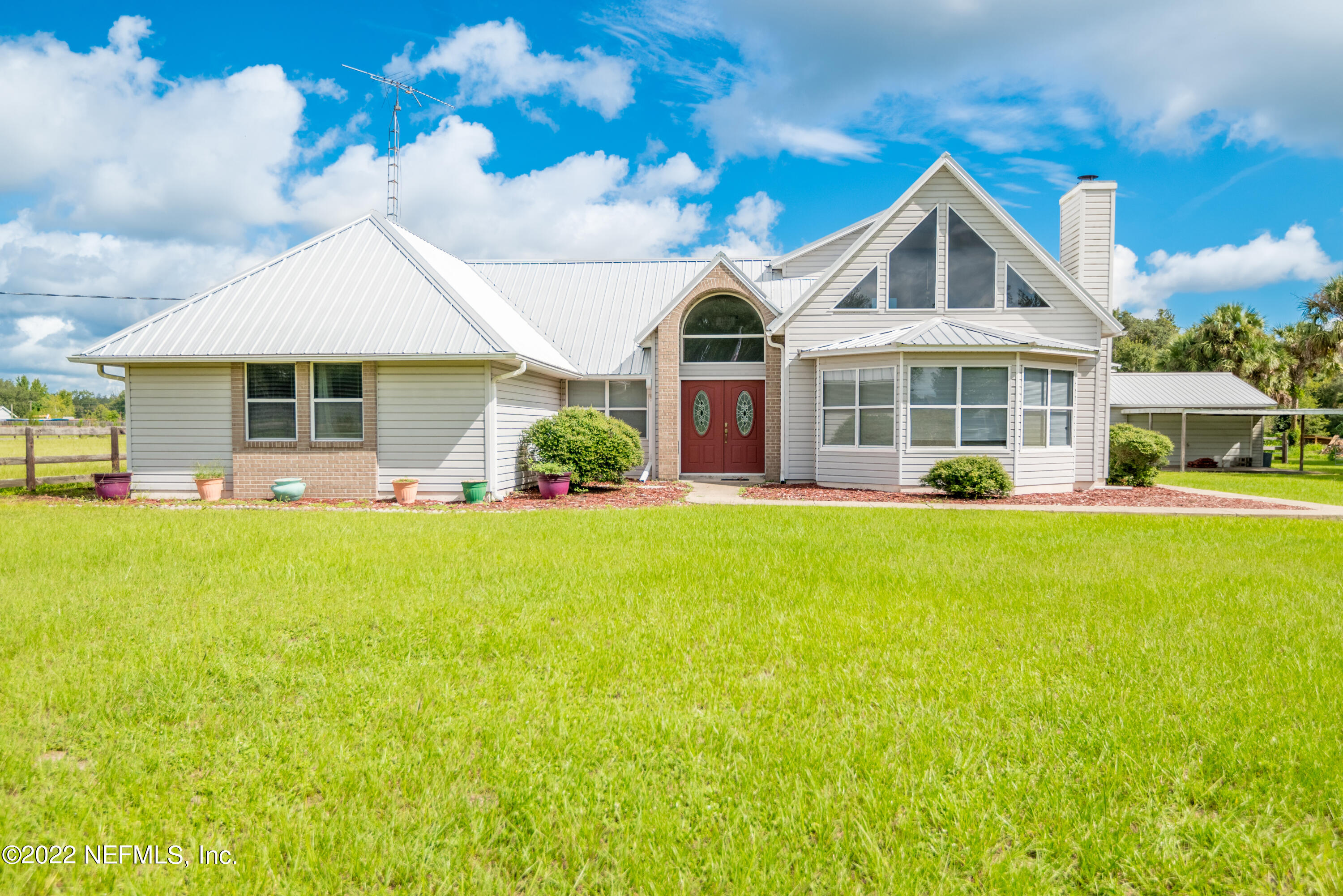 122 Queens Country Road Interlachen, FL 32148 - Photo 5 of 109 122 Queens Country Road-5