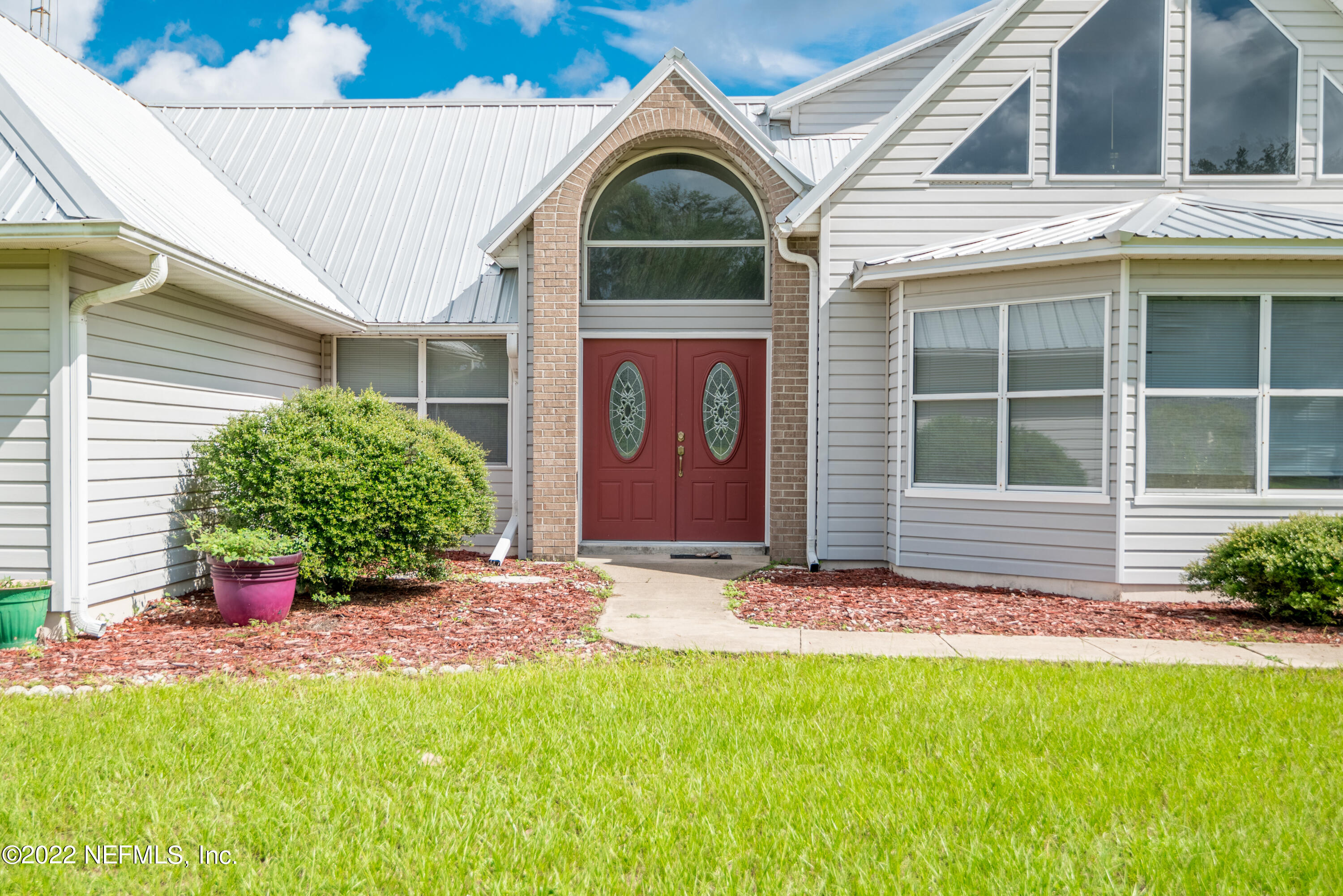 122 Queens Country Road Interlachen, FL 32148 - Photo 6 of 109 122 Queens Country Road-6