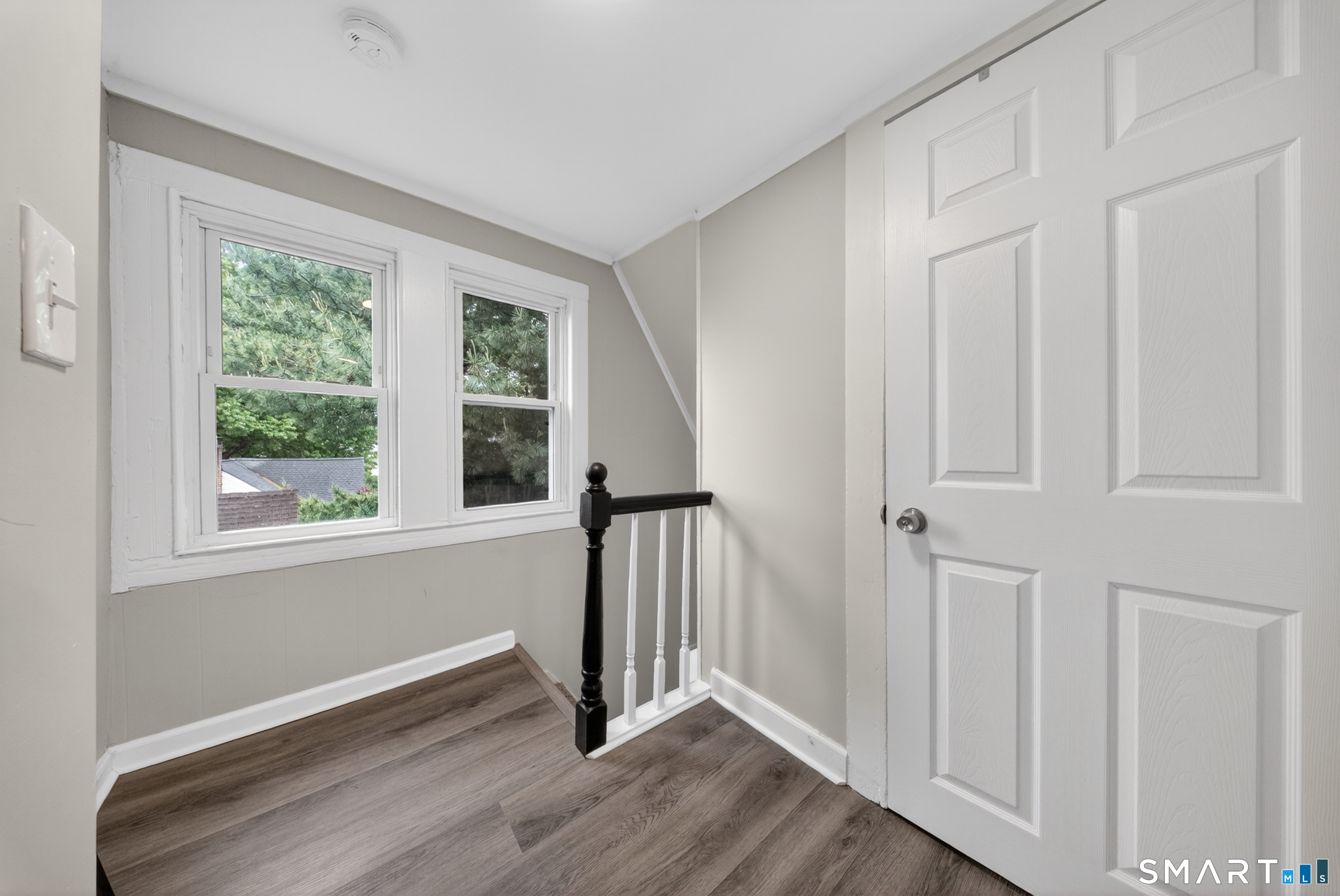 241 Old Stratfield Road Fairfield, CT 06825 - Photo 23 of 40