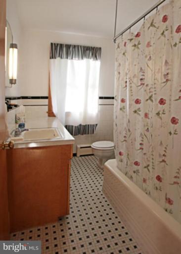 2907 Traceys Store Road Parkton, MD 21120 - Photo 12 of 27 Bath #1
