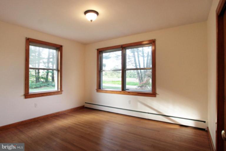 2907 Traceys Store Road Parkton, MD 21120 - Photo 13 of 27 Bedroom #2