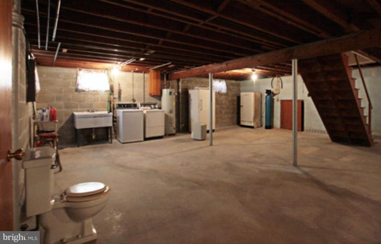 2907 Traceys Store Road Parkton, MD 21120 - Photo 21 of 27 Basement #2