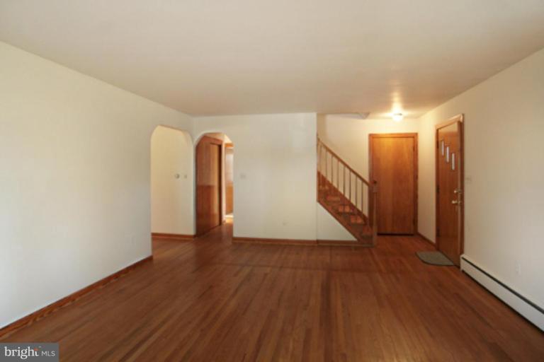 2907 Traceys Store Road Parkton, MD 21120 - Photo 8 of 27 Living Room #3