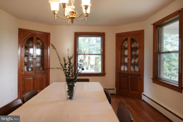 2907 Traceys Store Road Parkton, MD 21120 - Photo 10 of 27 Dining Room