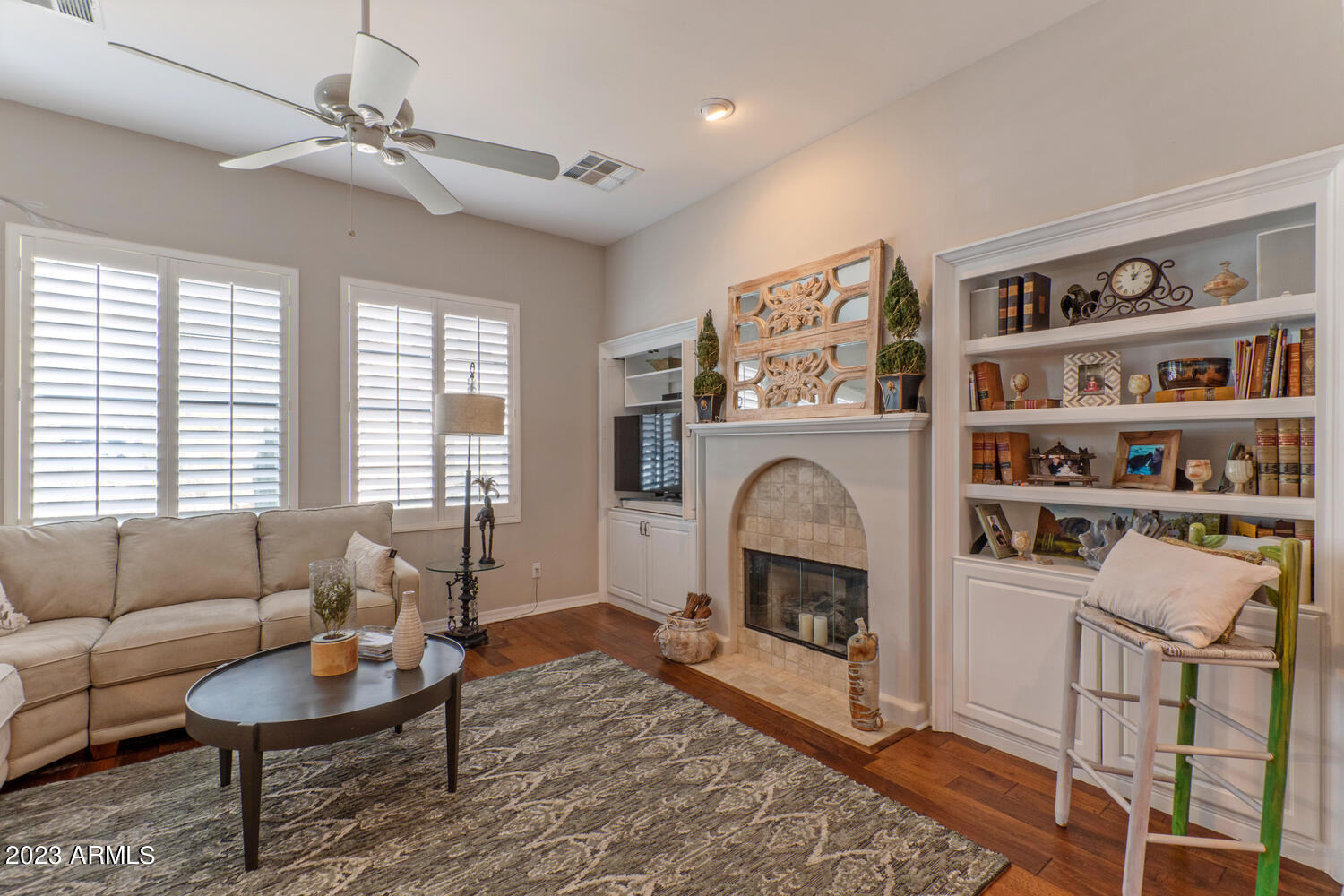 20704 North 90th Place, Unit 1001 Scottsdale, AZ 85255 - Photo 2 of 34 20704 N 90th Pl Unit 1001-large-005-006-