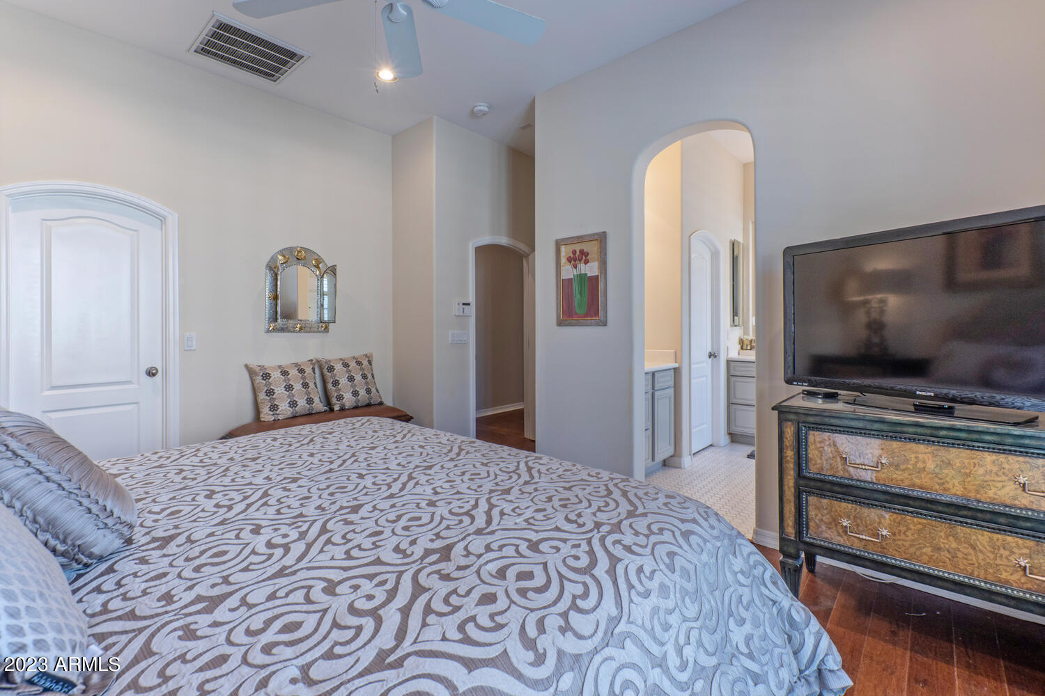 20704 North 90th Place, Unit 1001 Scottsdale, AZ 85255 - Photo 4 of 34 20704 N 90th Pl Unit 1001-large-014-012-