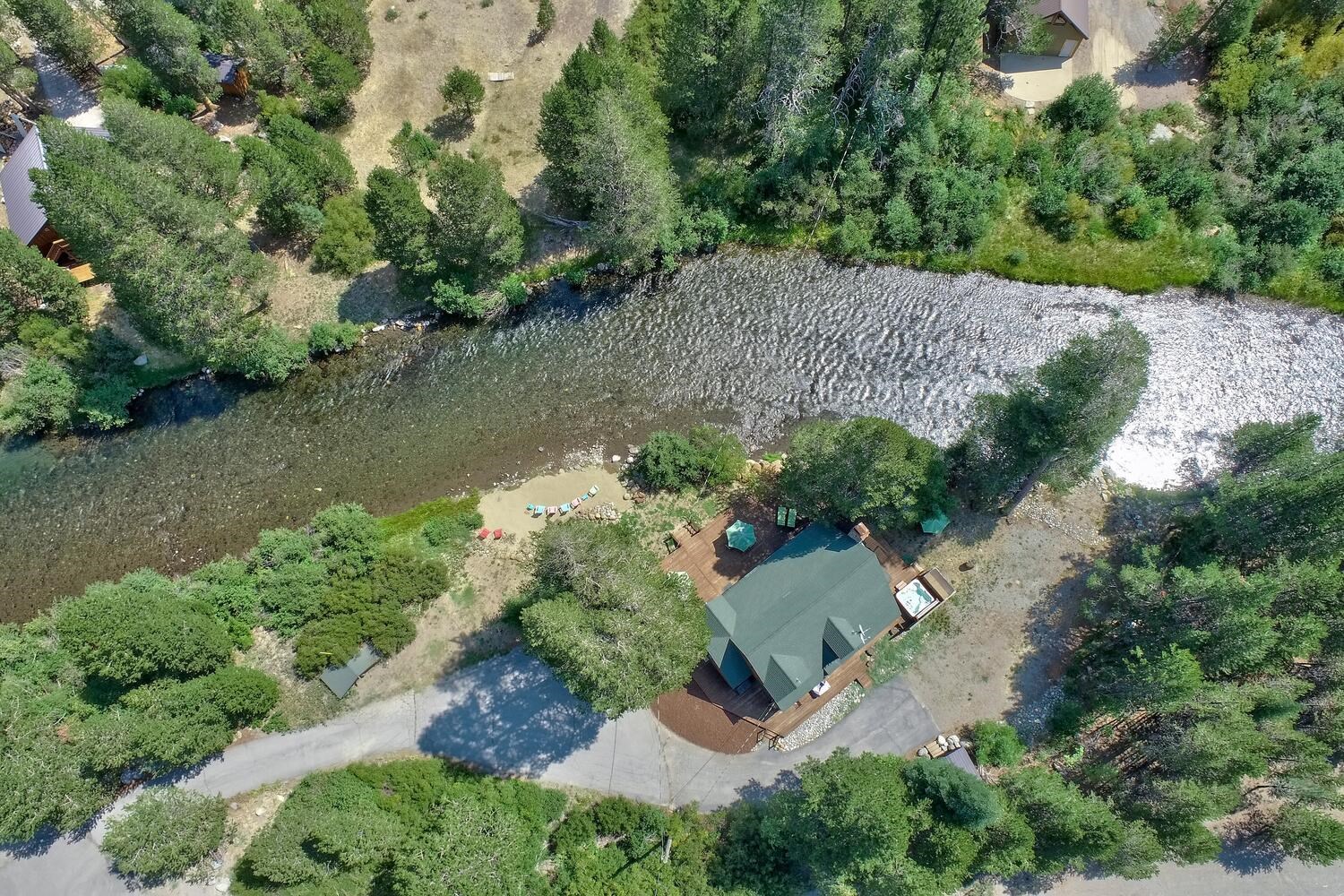 7858 River Road Truckee, CA 96161 - Photo 9 of 21 Gallery Image 9