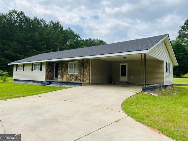 $1,750 | 341 Sanders-Davis Road, Newnan, GA 30263