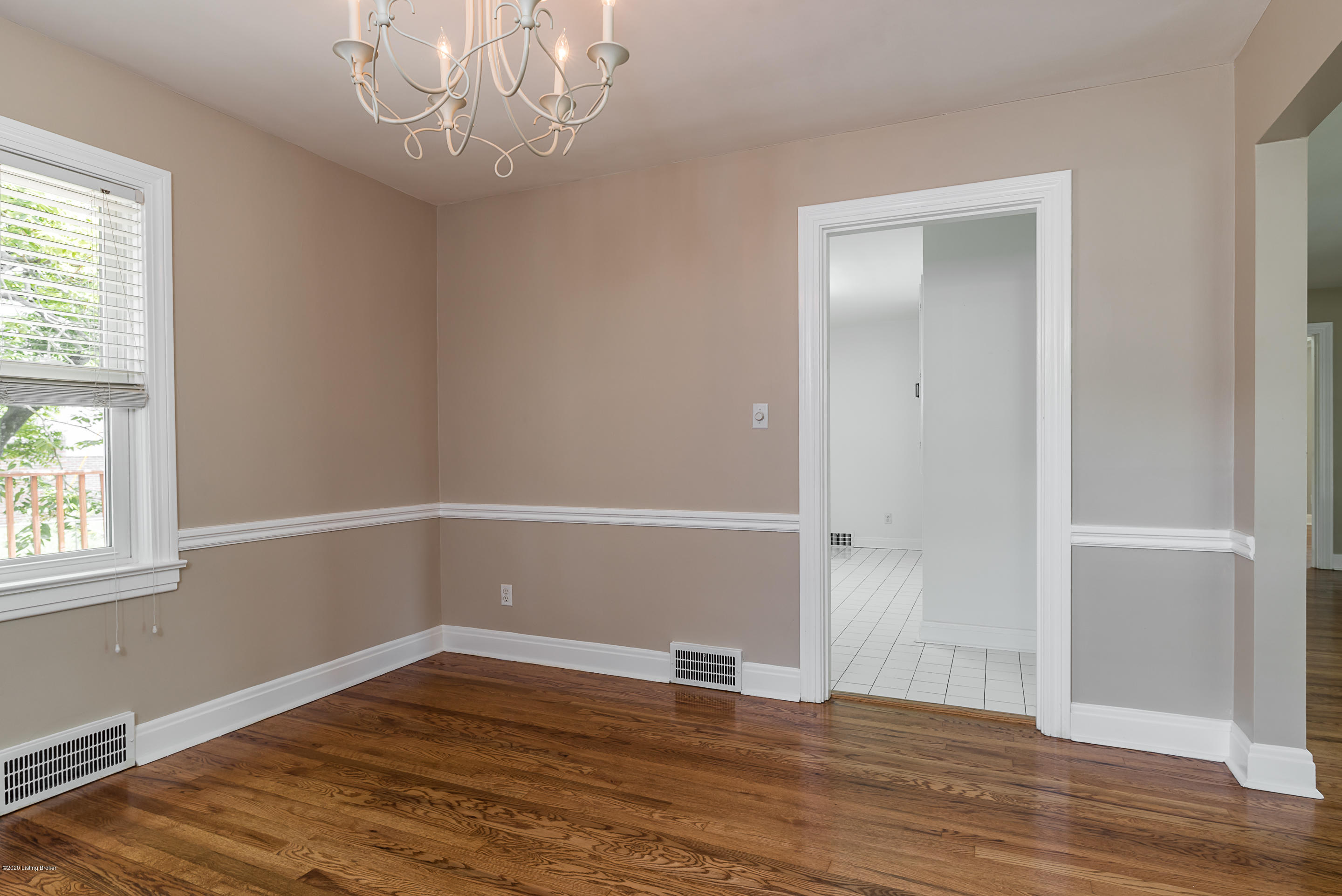223 Alcott Road Louisville, KY 40207 - Photo 10 of 24 DHI-20 4