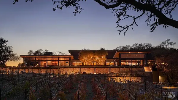 $8,400,000 | 175 Sycamore Court, Healdsburg, CA 95448