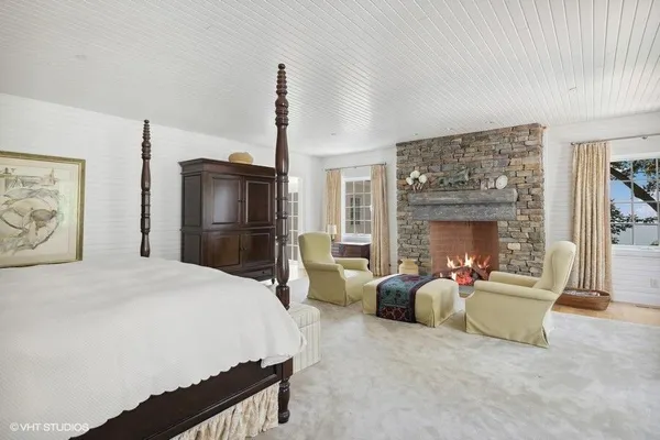 $9,975,000 | 15360 Lakeshore Road, Lakeside, MI 49116